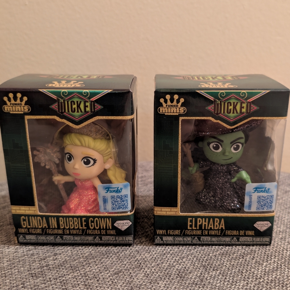 BRAND NEW Set Of Wicked Glinda And Elphaba Diamond Collection Funko Minis Pops!